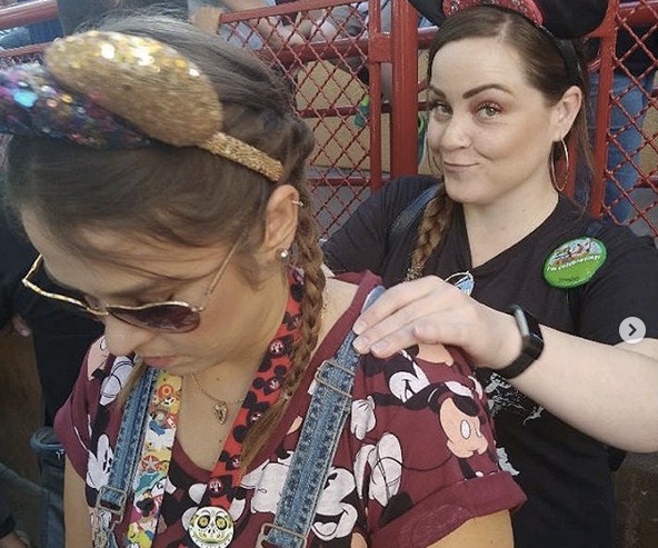 Jessica's friend with a neck massage