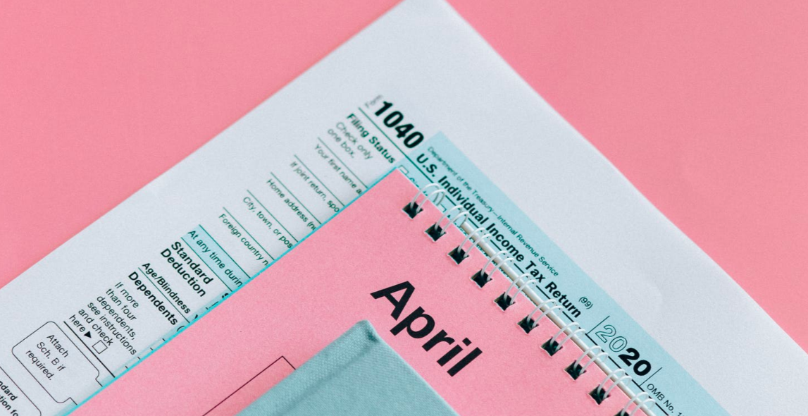 Calendar and 1040 form